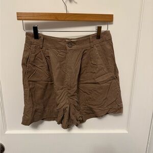 Reformation Mason Short in Mushroom